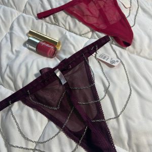 Culotte à chaînes argentées