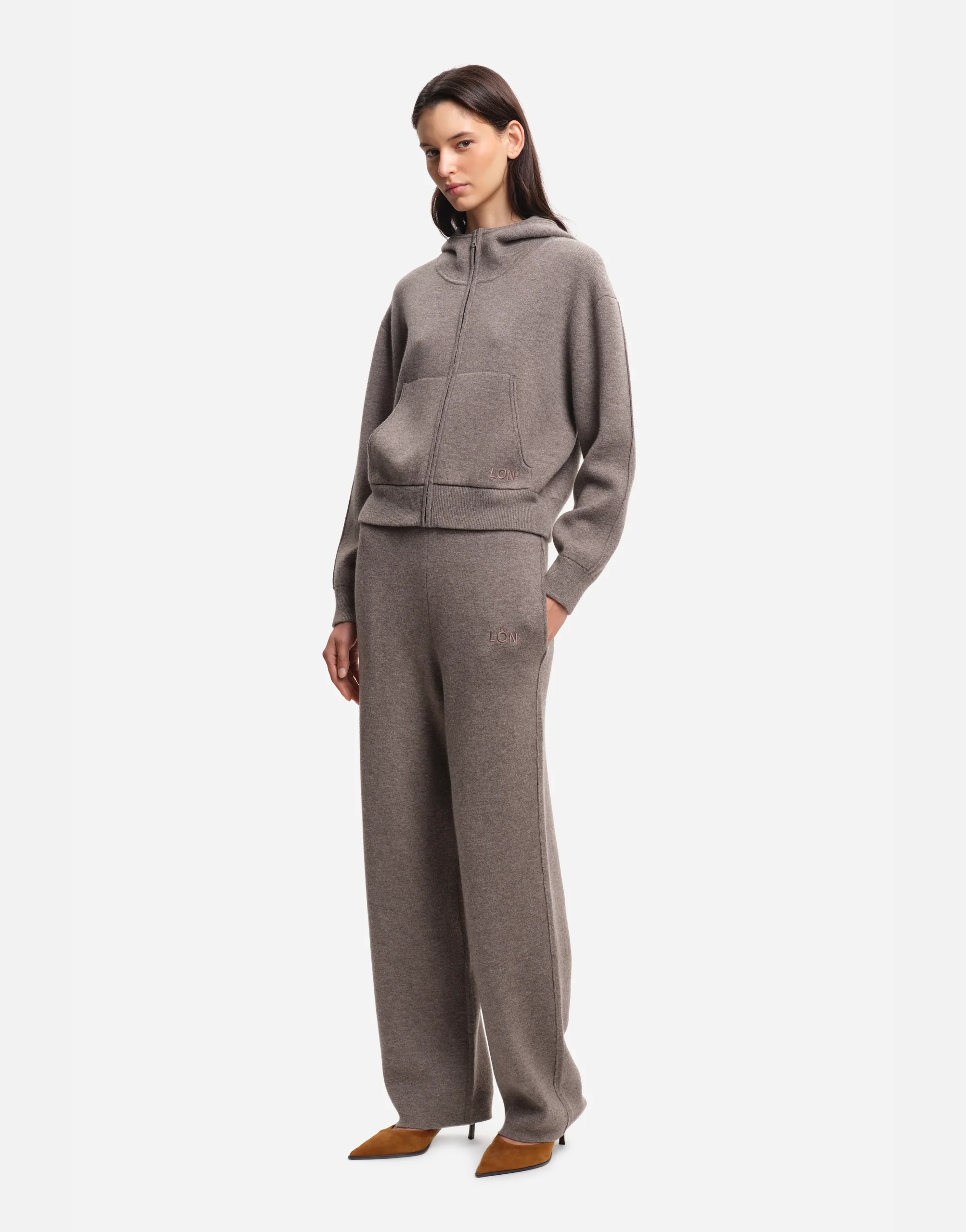 Pull NEESON Stone – Image 2