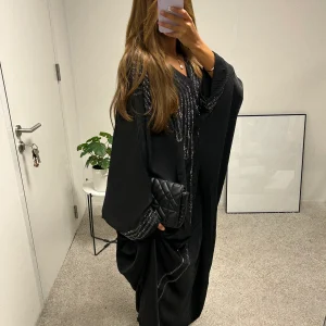 Abaya Khadija