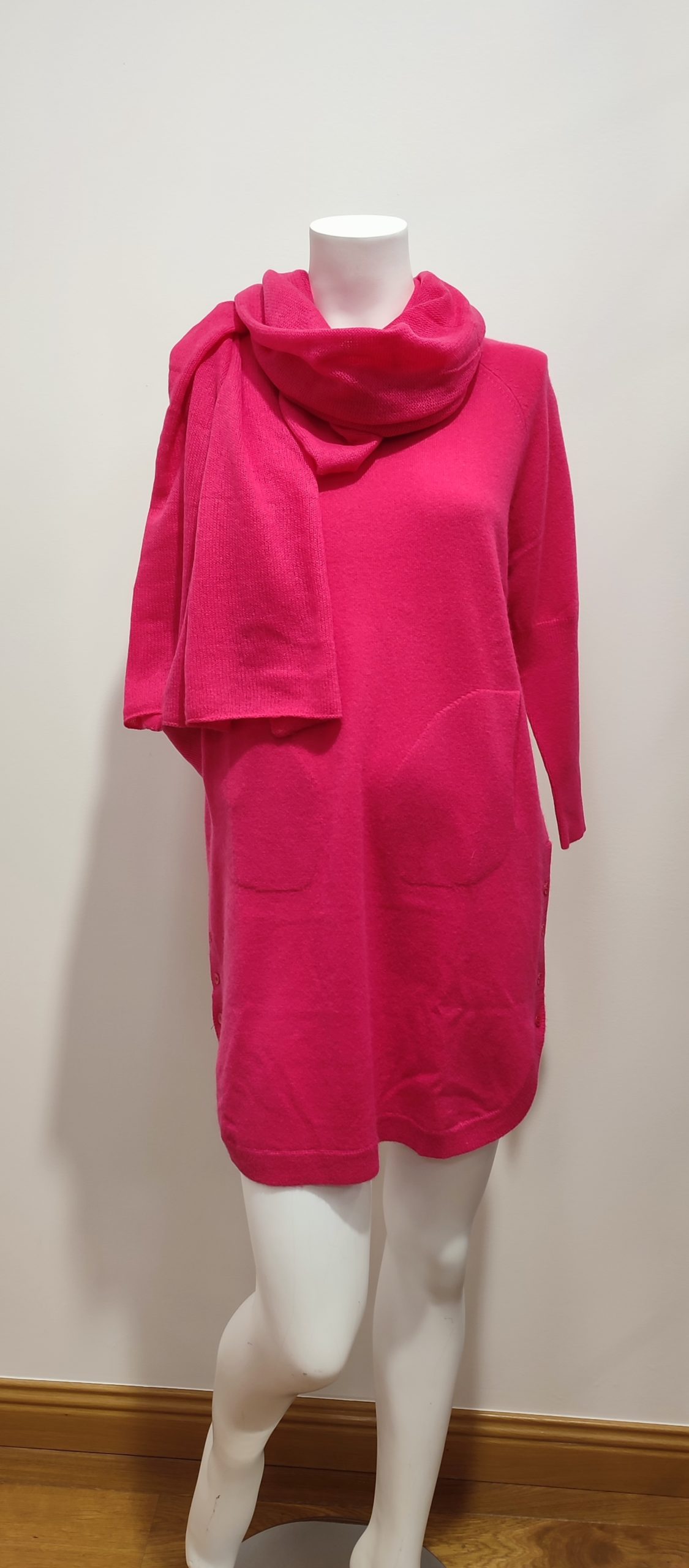 Robe en Cachemire Fuchsia – Image 3
