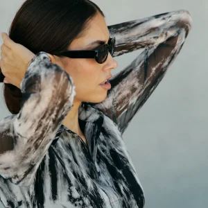 Top drapé Horizon en maille résille imprimé B&W