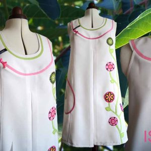 Robe blanche trapèze fleurie fantaisie Printanière