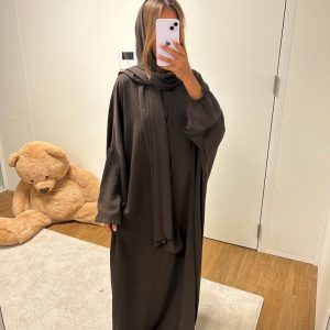Abaya Iliana foulard intégré