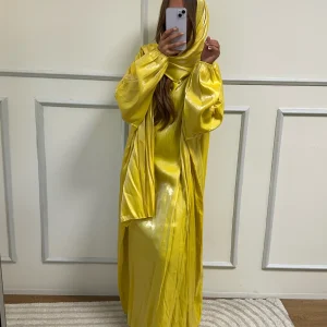 Abaya Syrine foulard intégré (jaune brillant )