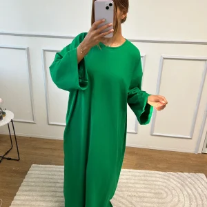 Robe Sportswear (vert)