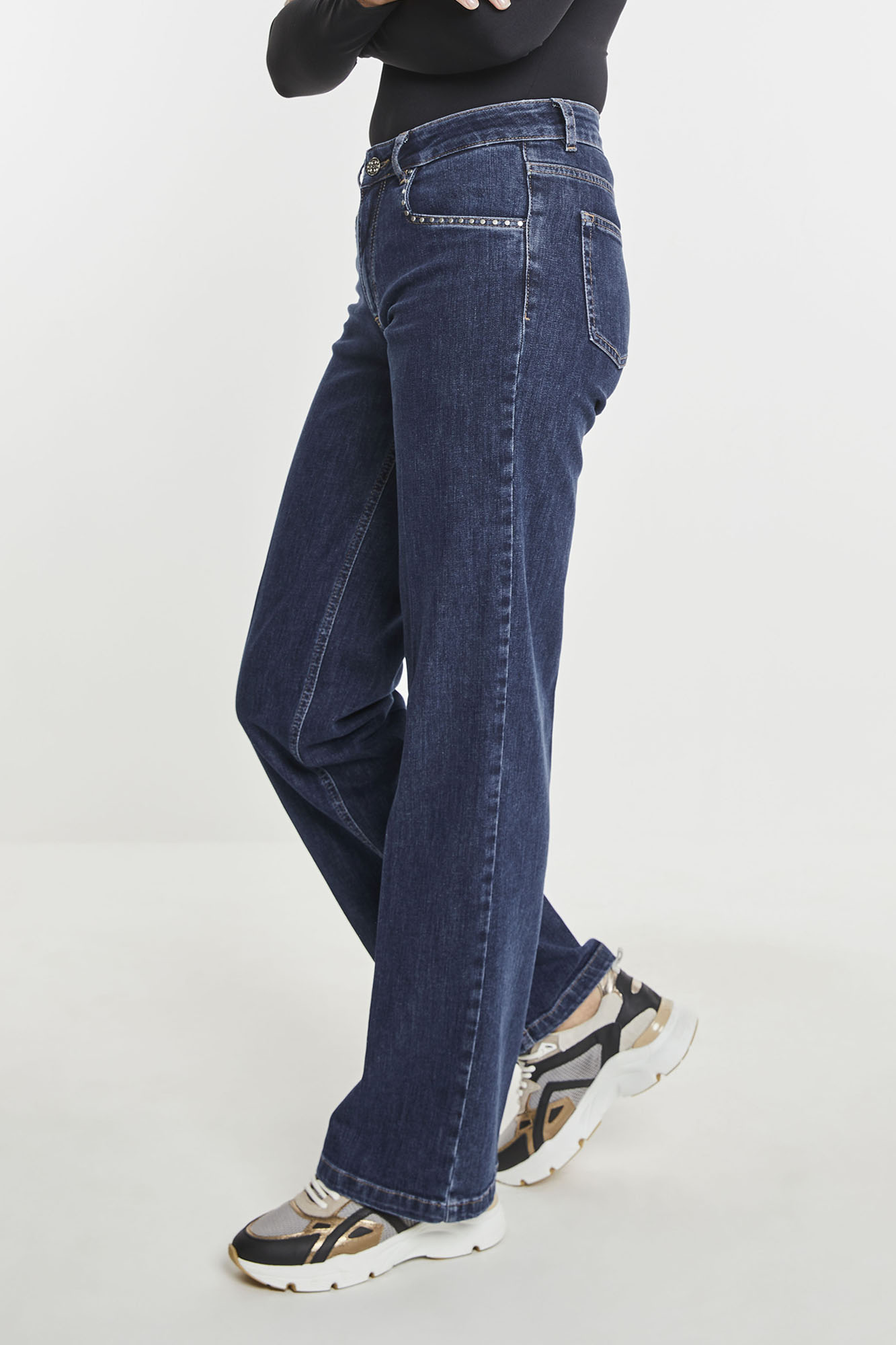 Jean’s Parami Mira – Image 2